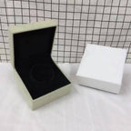[LUXE] VA CLOVER BOX GIFT BAG