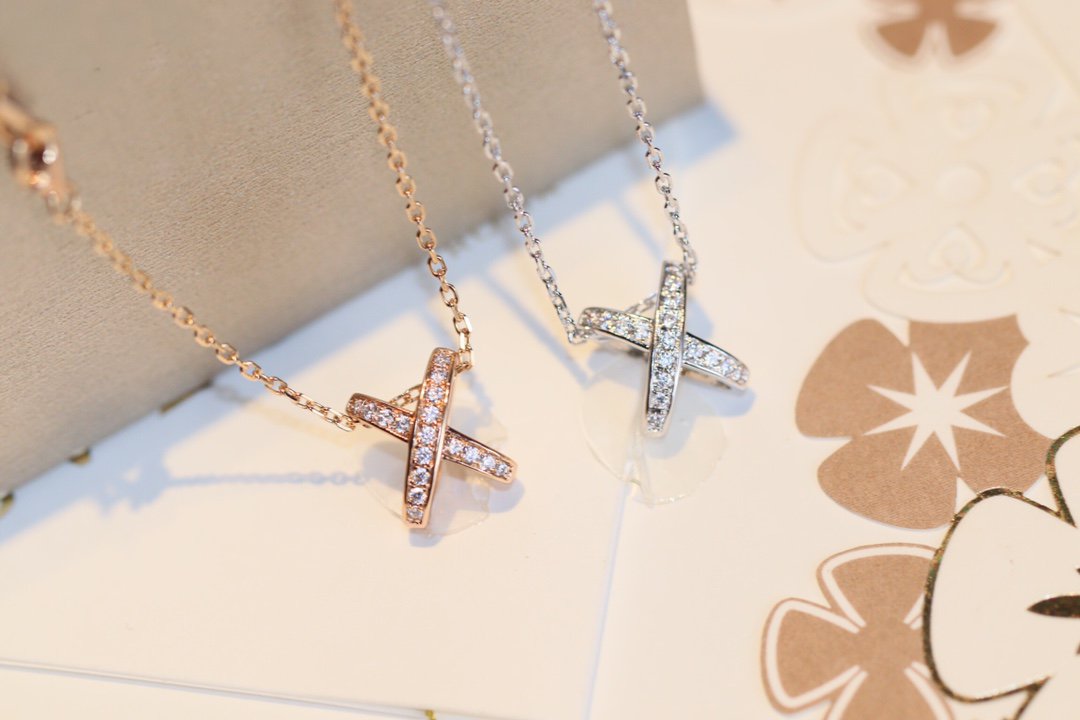 [LUXE JEWELRY]JEUX DE DIAMOND NECKLACE