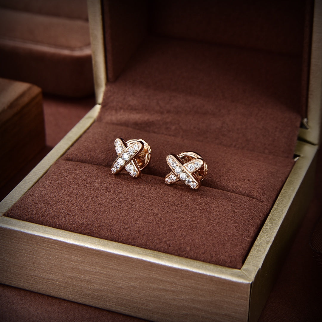 [LUXE JEWELRY]JEUX DE GOLD DIAMOND EARRINGS