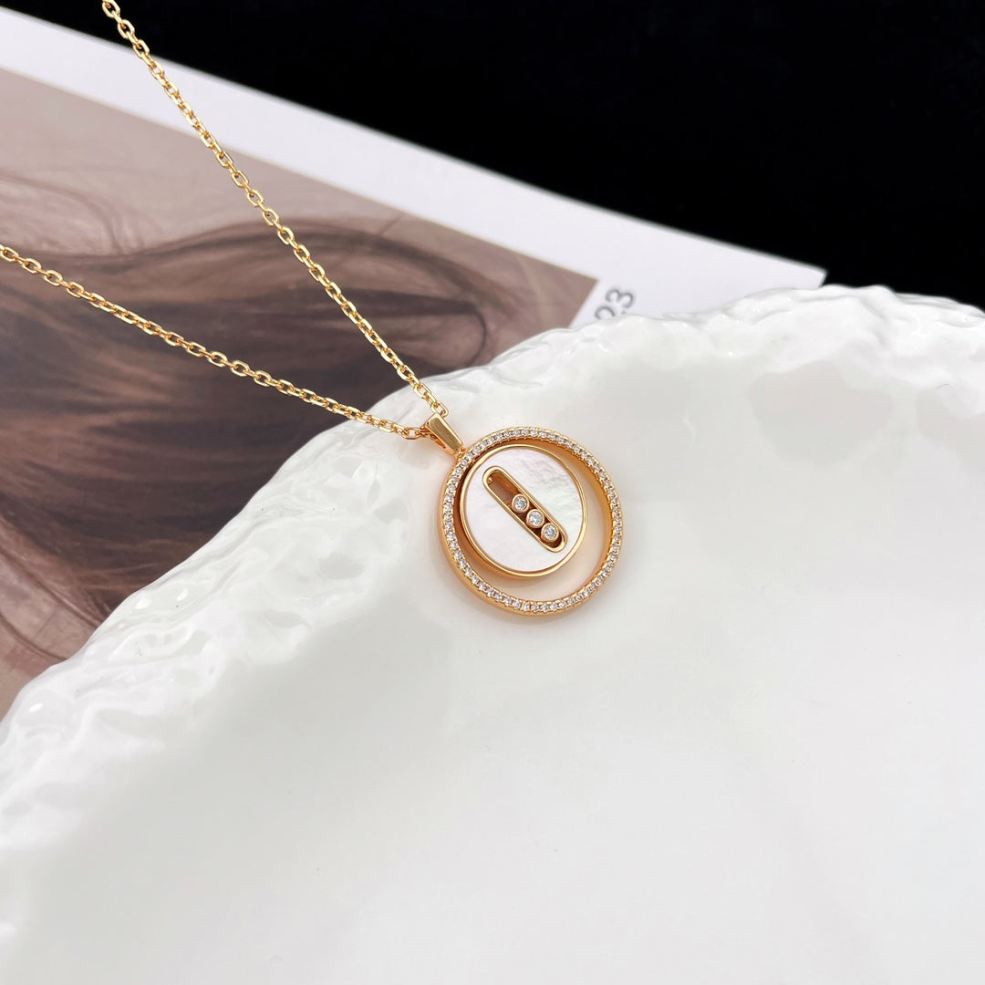 [LUXE JEWELRY]LUCKY MOVE MM NACRE BLANCHE DIAMOND NECKLACE