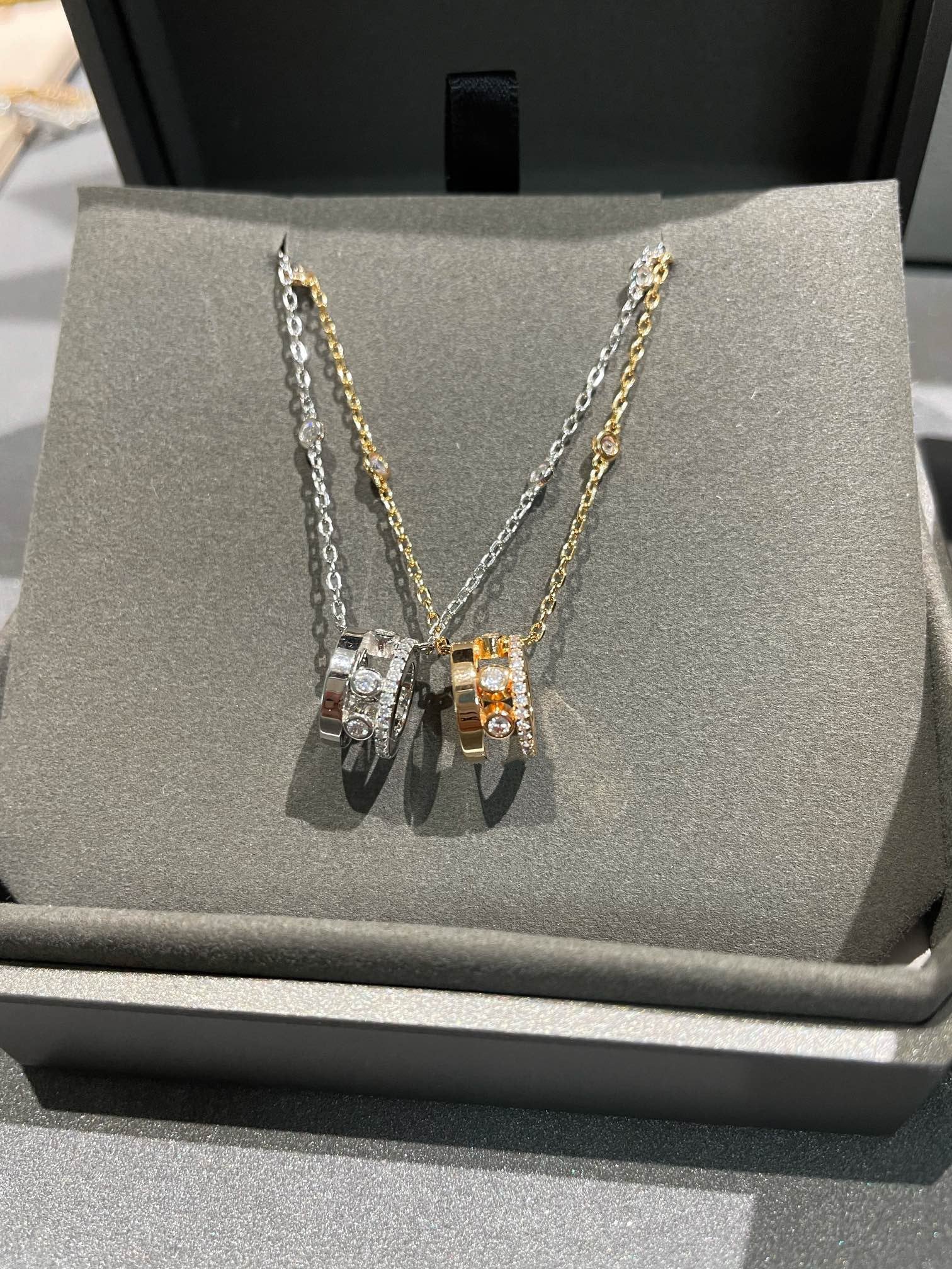 [Luxe Jewellery] CHAIN MOVE ROMANE PEDAND NECKLACE
