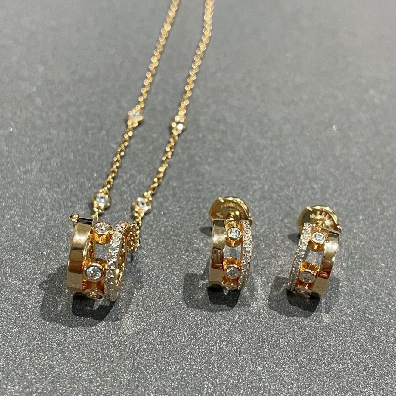 [Luxe Jewellery] CHAIN MOVE ROMANE PEDAND NECKLACE