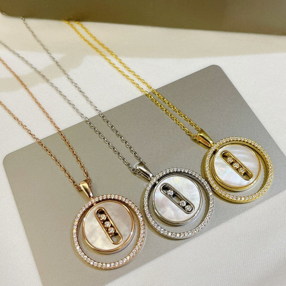 [Luxe Jewellery] LUCKY MOVE MM NACRE BLANCHE DIAMOND NECKLACE
