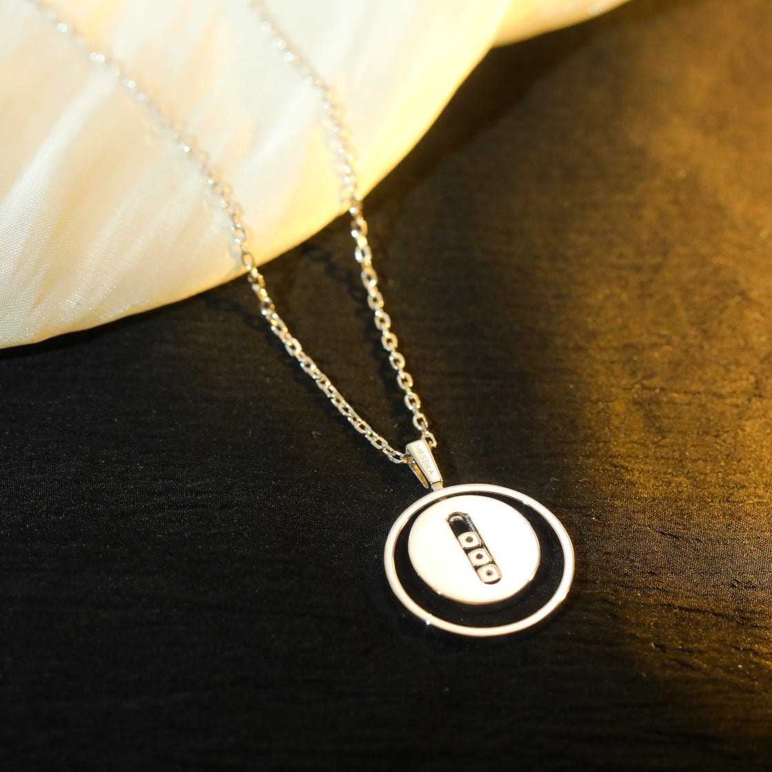 [Luxe Jewellery] LUCKY MOVE MM SILVER DIAMOND NECKLACE