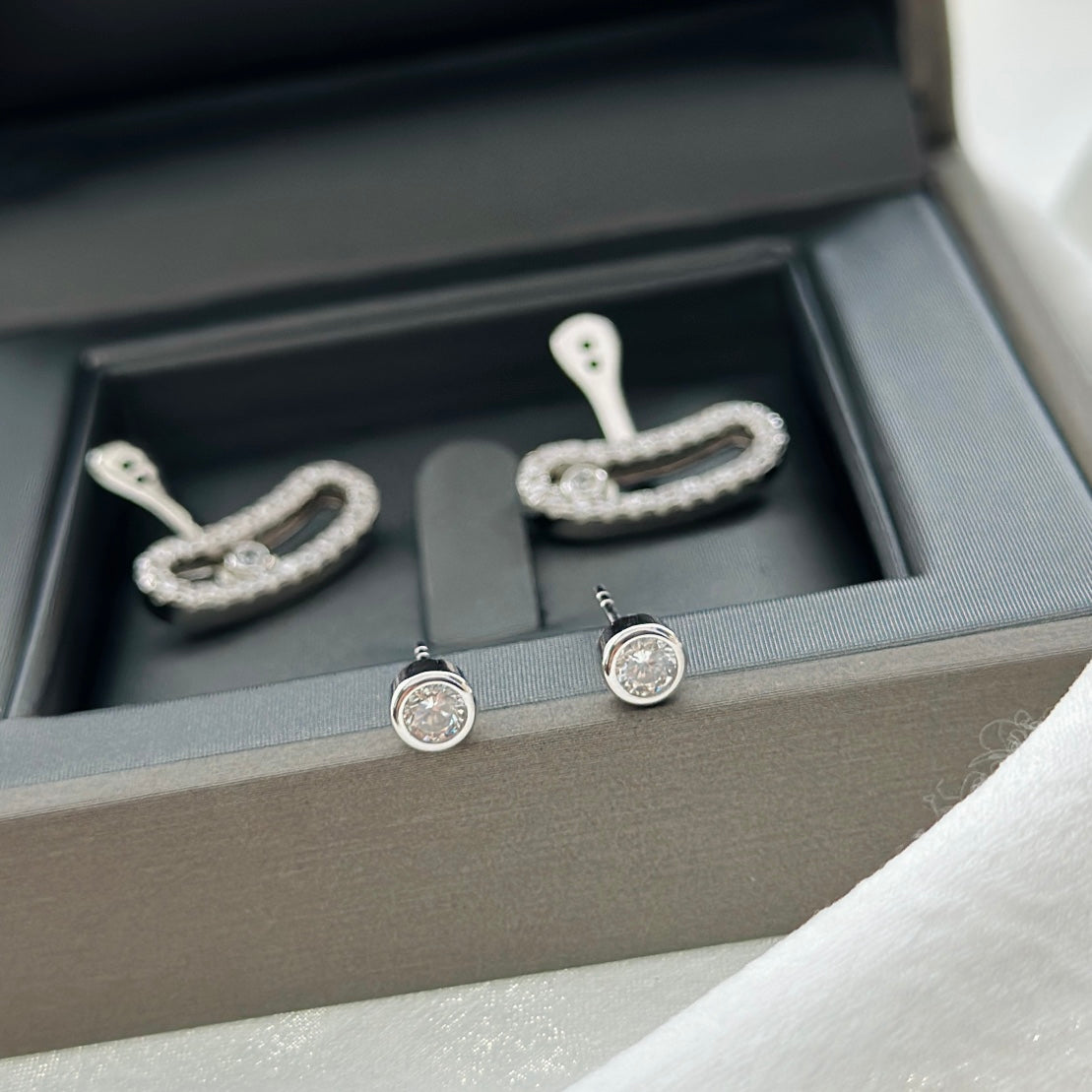 [Luxe Jewellery] MOVE UNO SILVER DIAMOND EARRINGS