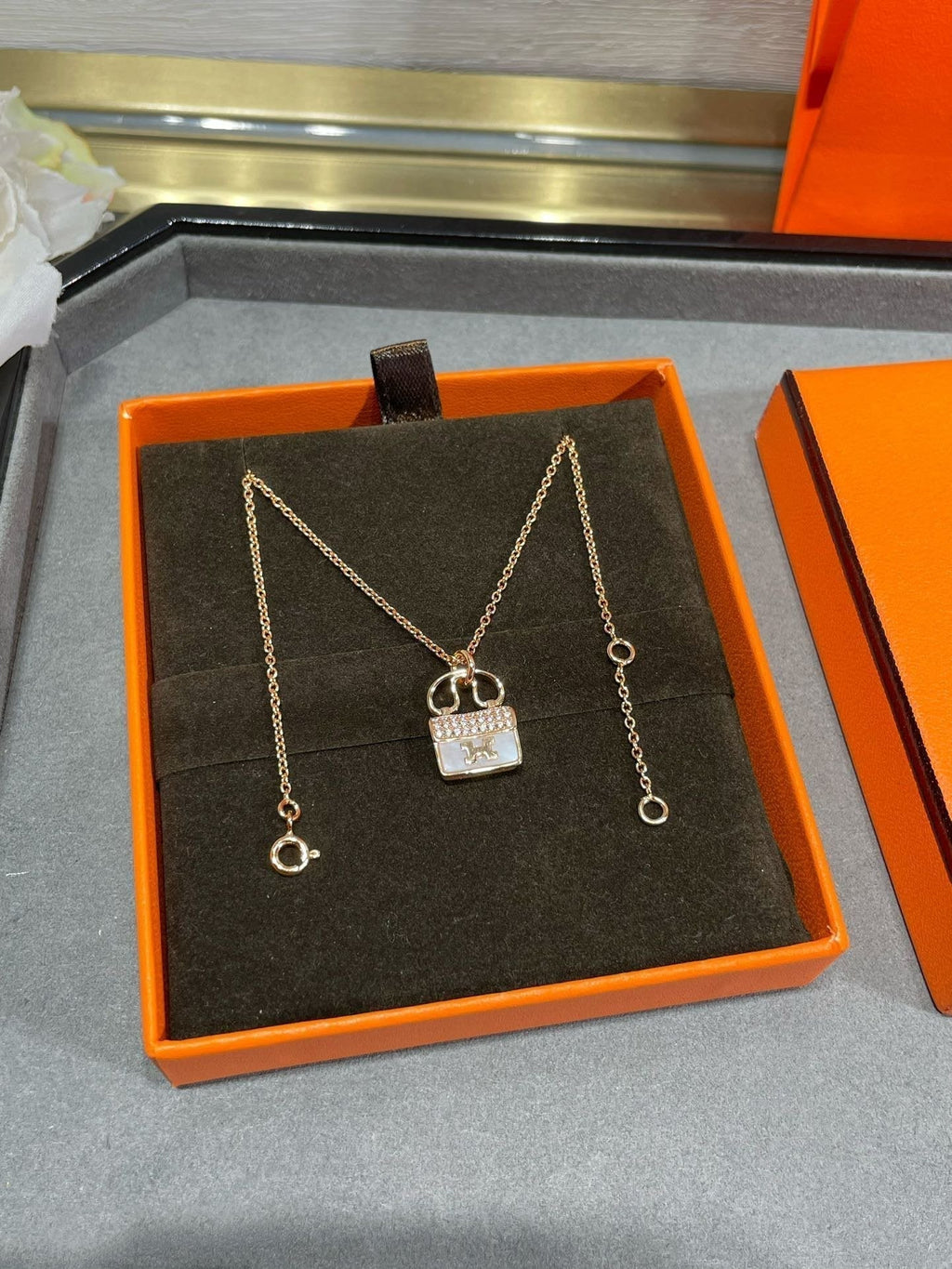 [LUXE JEWELRY]H CIRCE MOISSANITE PENDANT NECKLACE GOLD