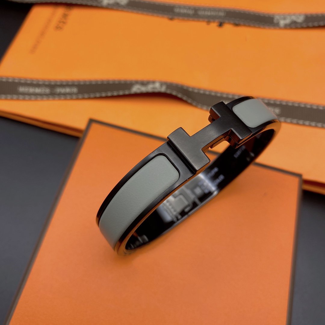 [LUXE JEWELRY]CLIC HM SO BLACK GREY BRACELET