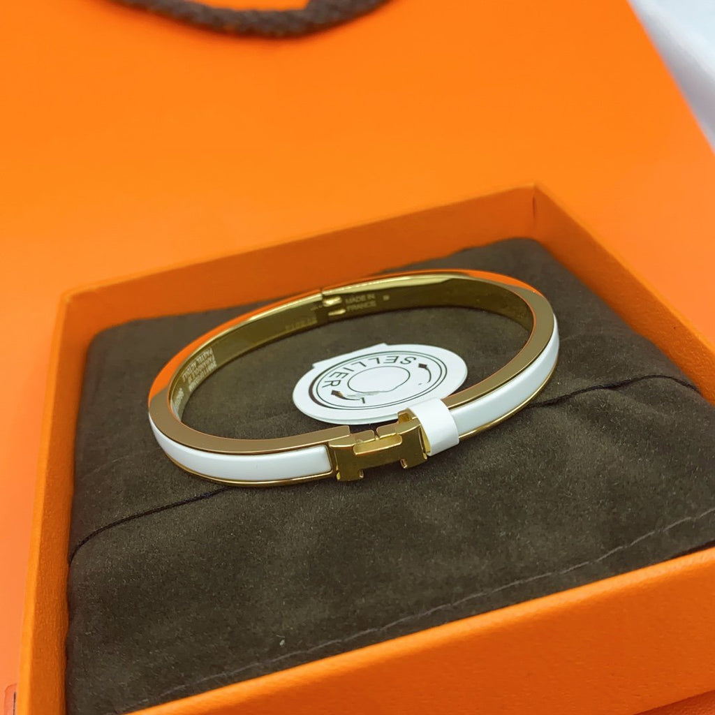 [LUXE JEWELRY]CLASSIC HM CLIC WHITE 8MM ENAMEL BRACELET