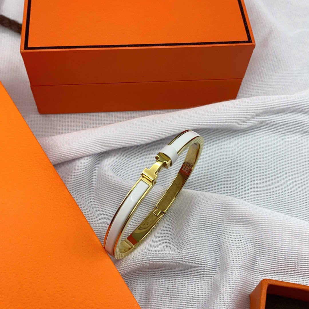[LUXE JEWELRY]CLASSIC HM CLIC WHITE 8MM ENAMEL BRACELET