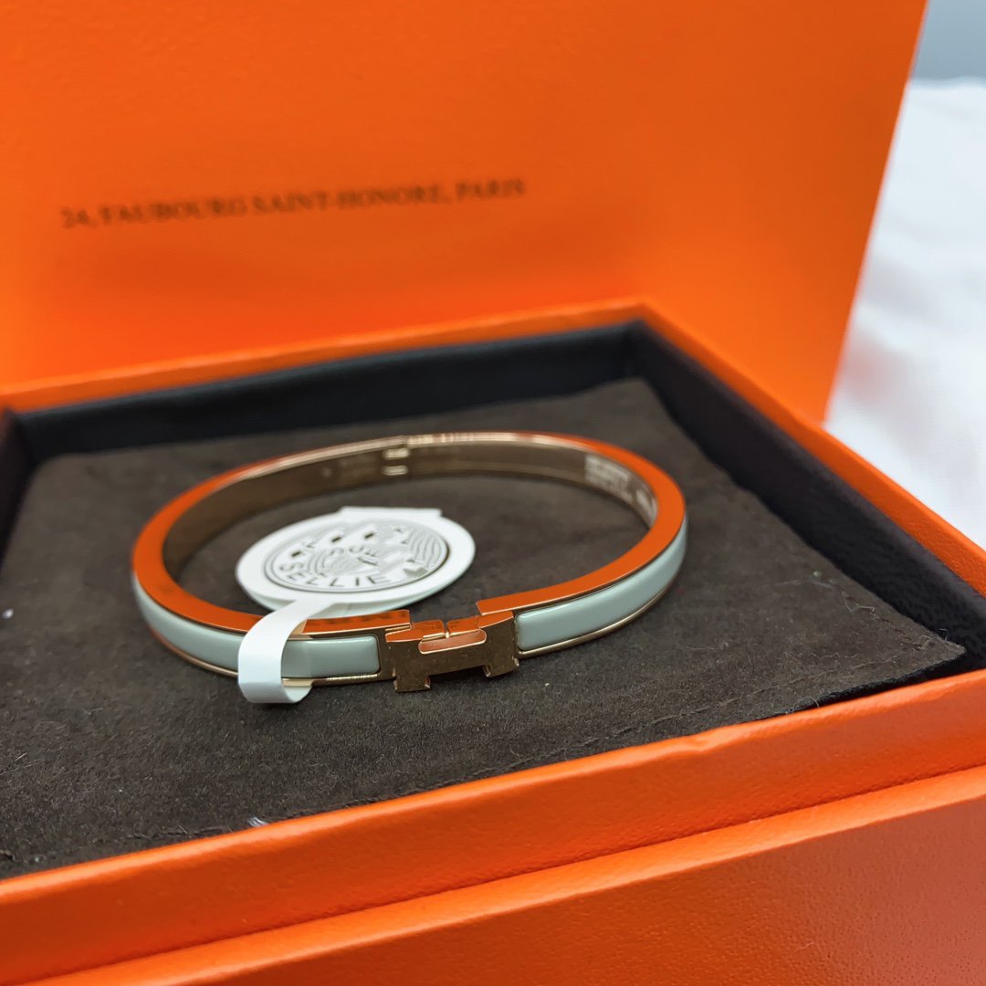 [LUXE JEWELRY]CLASSIC HM CLIC GREEN 8MM ENAMEL BRACELET
