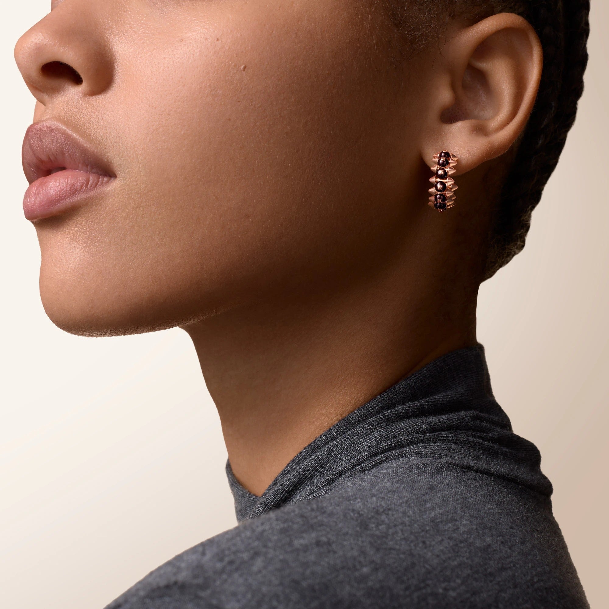 [LUXE JEWELRY] CLASH 7.9MM AGATE CHALCEDONY EARRINGS