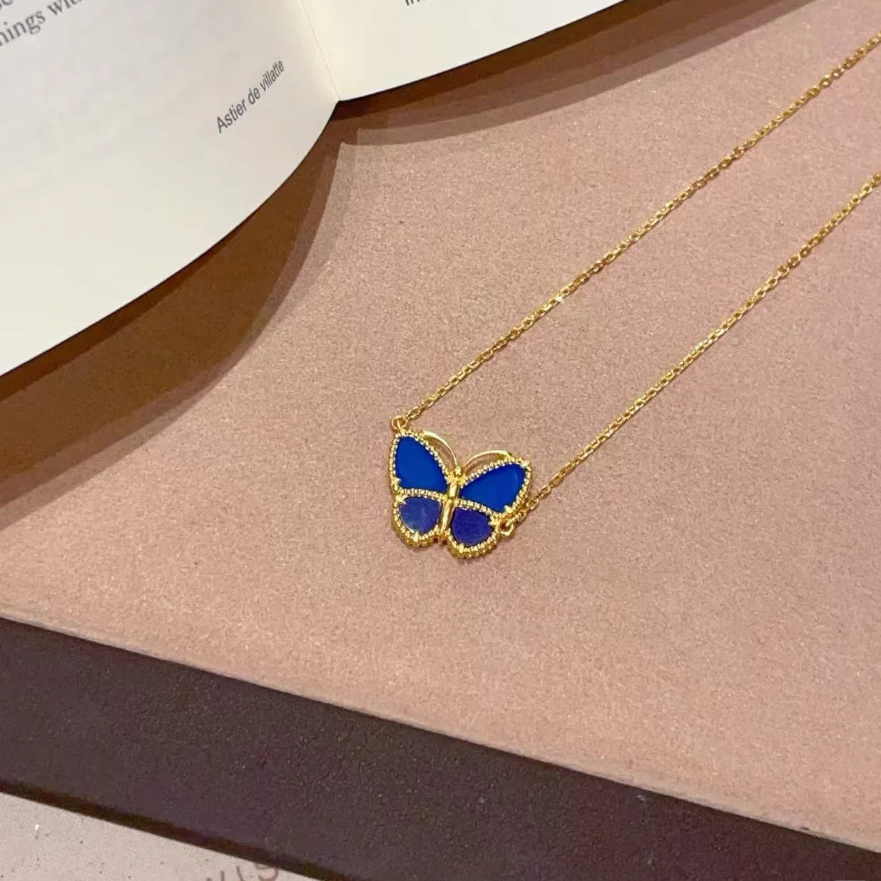 [Luxe Jewellery]  2026 NEW LUCKY BUTTERFLY 1 MOTIFS NECKLACE