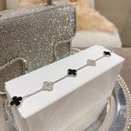 [LUXE JEWELRY] CLOVER 5 MOTIF ONYXS BRACELET COLLECTION