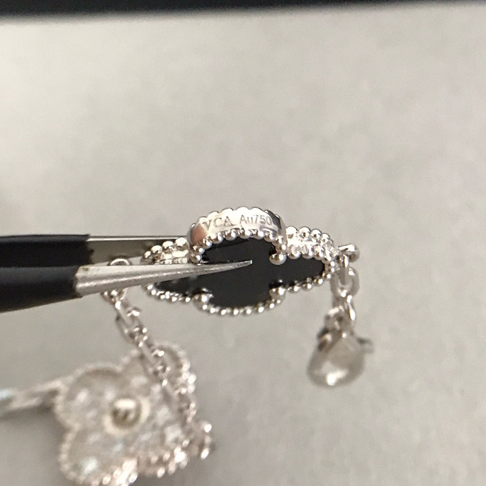 [LUXE JEWELRY] CLOVER 5 MOTIF ONYXS BRACELET COLLECTION