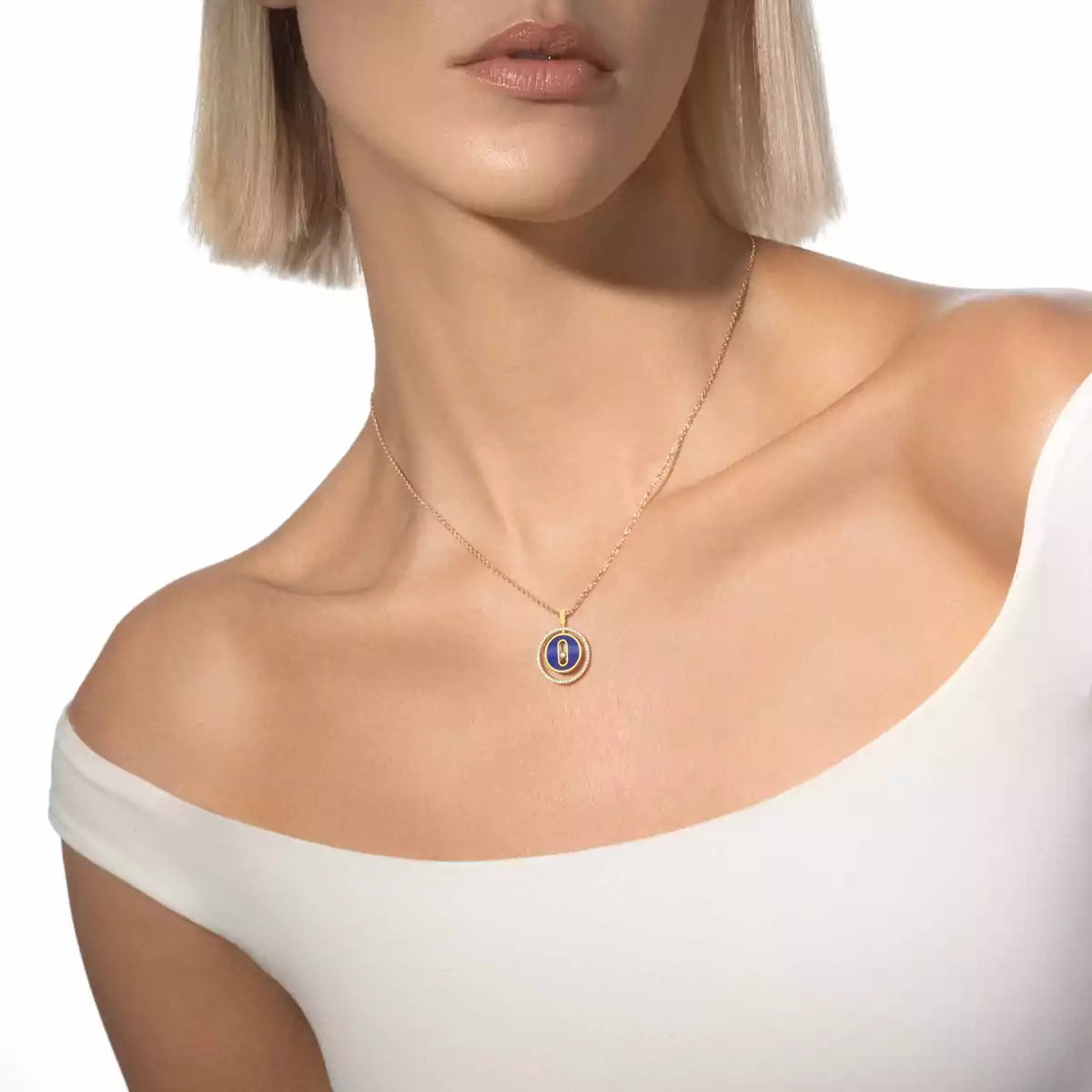 [Luxe Jewellery] Lucky Move Diamond Necklace in Rose Gold and White Mother-of-Pearl