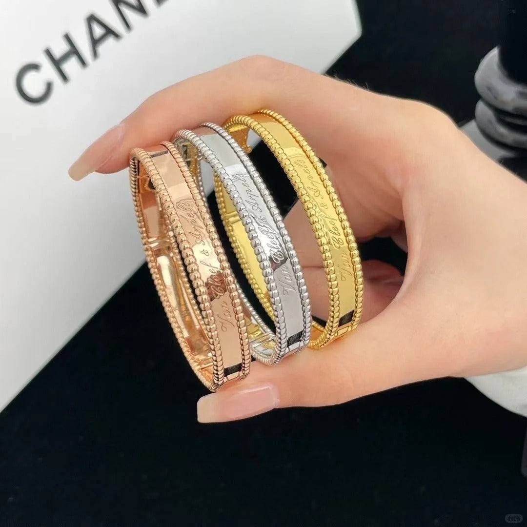 [LUXE JEWELRY]CLOVER PERLEE BRACELET SIGNATURE ENGRAVING SERIES