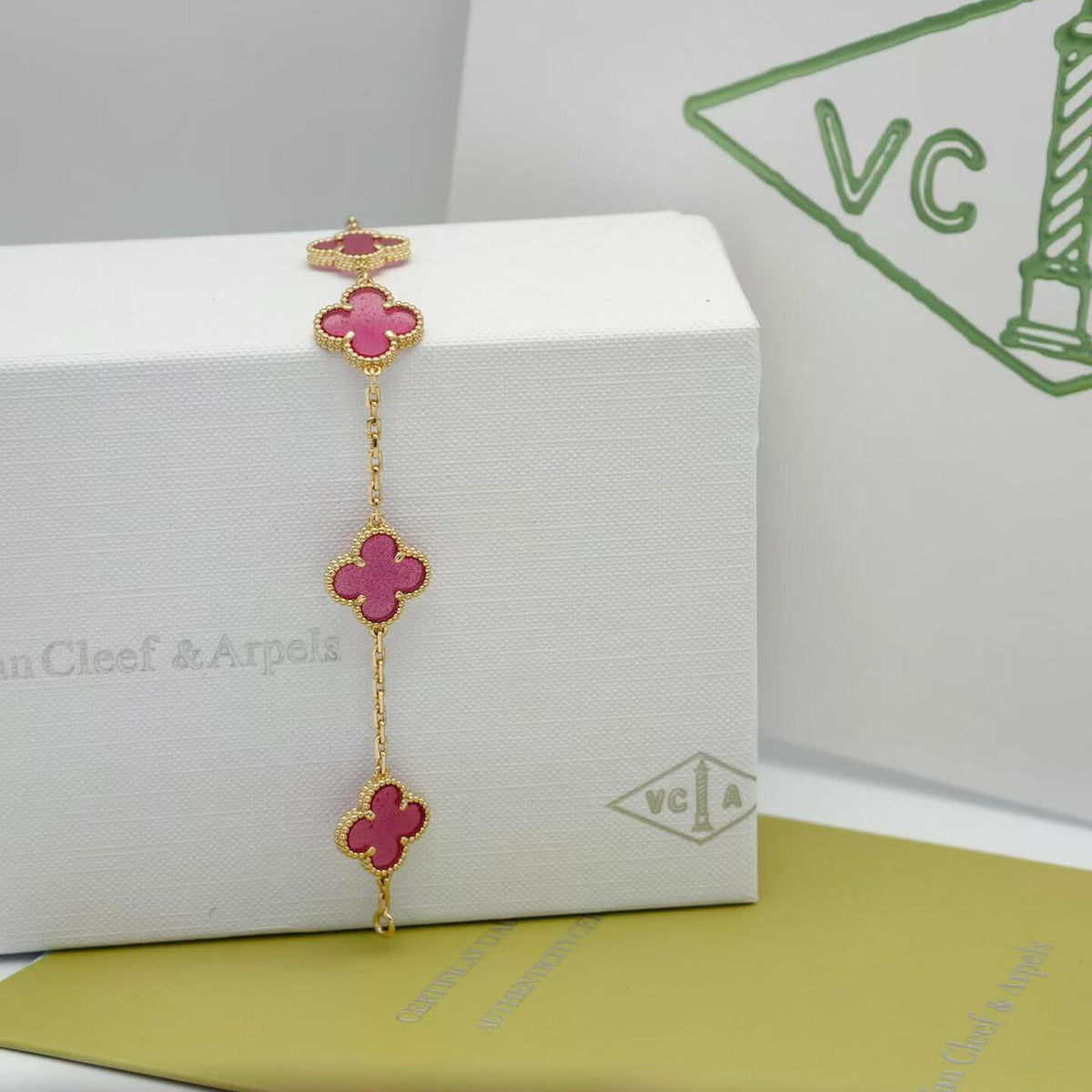 [LUXE JEWELRY]NEW CLOVER 5 MOTIFS PINK ENAMEL BRACELET