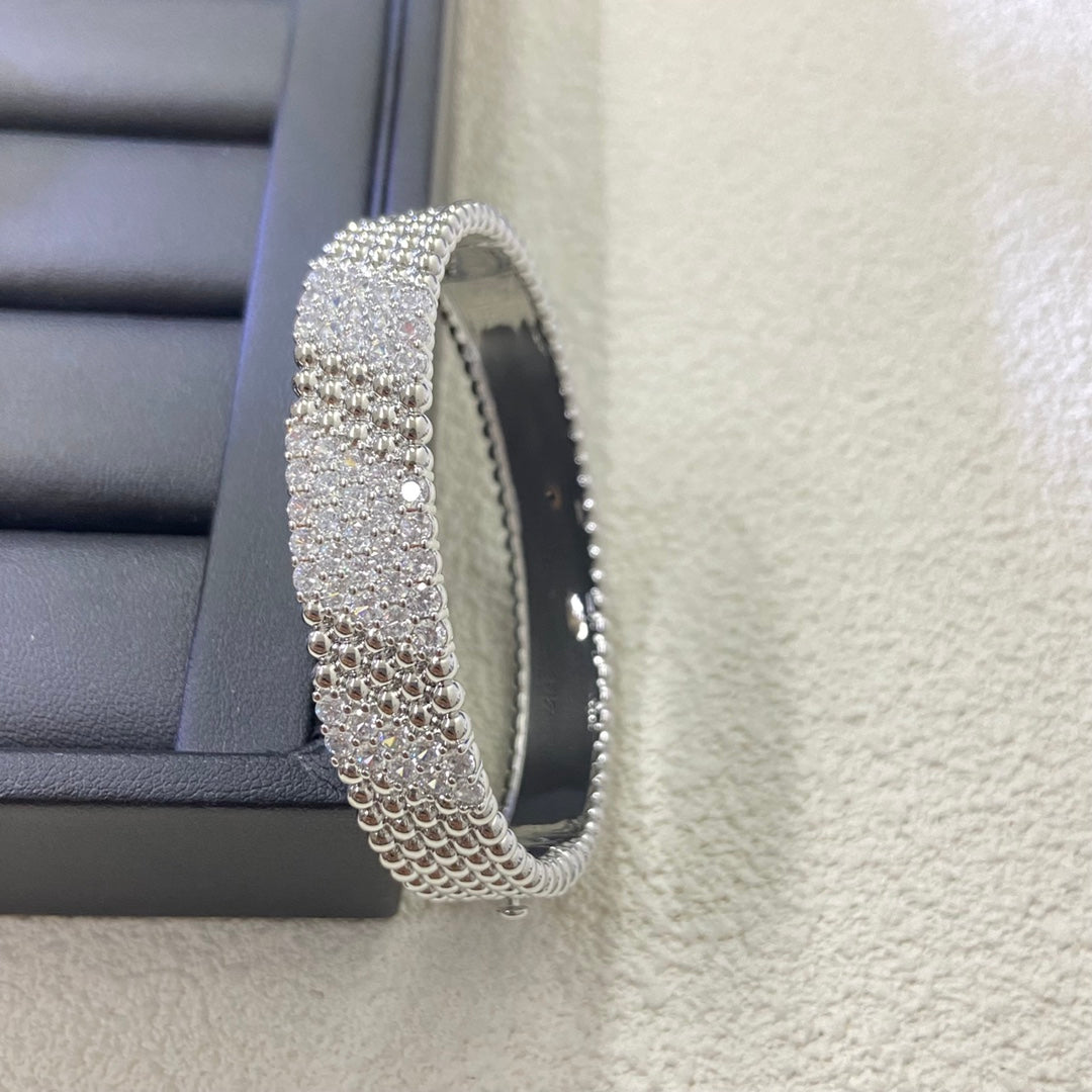 [LUXE JEWELRY]  FIVE-ROW DIAMOND BRACELET