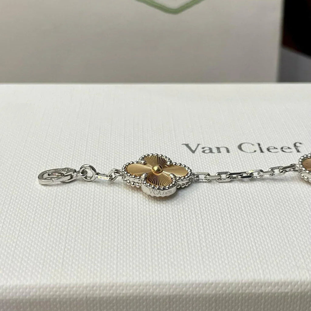 [LUXE JEWELRY] CLOVER 5 MOTIF LASER BRACELET COLLECTION