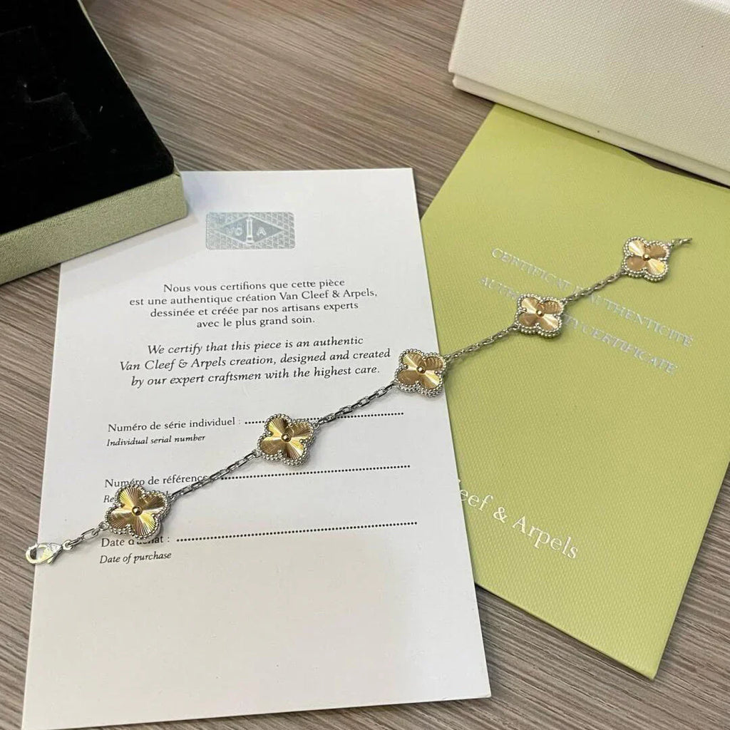 [LUXE JEWELRY] CLOVER 5 MOTIF LASER BRACELET COLLECTION