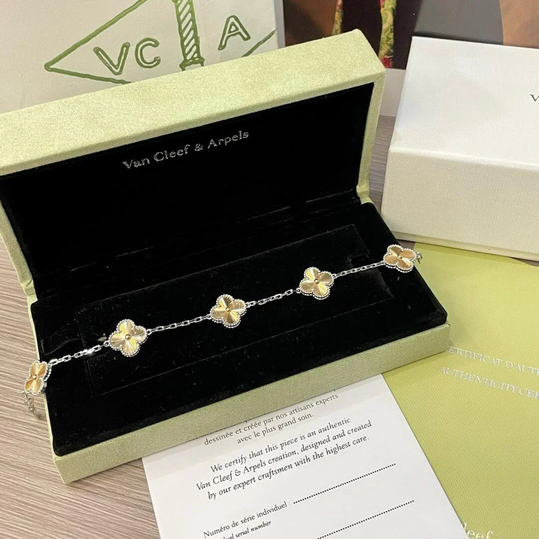 [LUXE JEWELRY] CLOVER 5 MOTIF LASER BRACELET COLLECTION