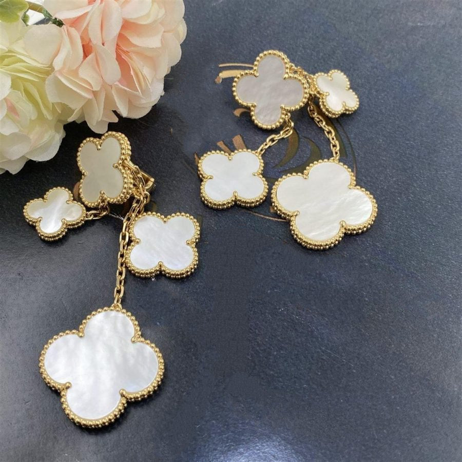 [LUXE JEWELRY]CLOVER EARRINGS WHITE MOP 4 MOTIFS GOLD