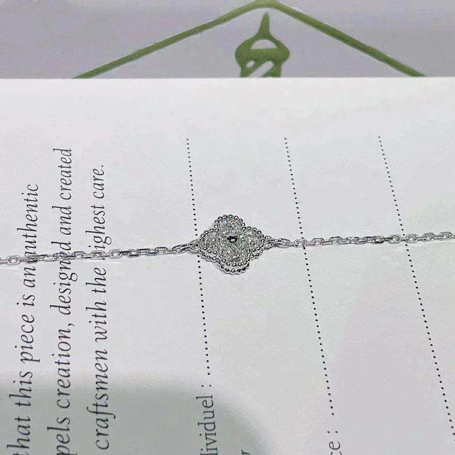 [LUXE JEWELRY]CLOVER  SINGLE FLOWER BRACELET SILVER