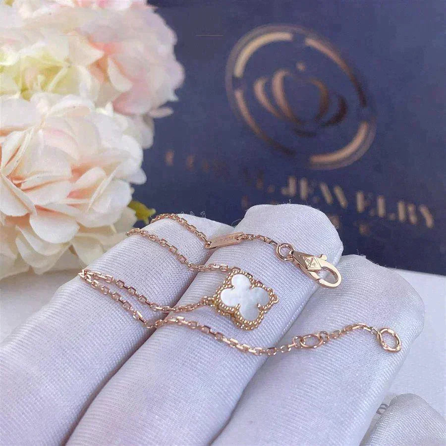 [LUXE JEWELRY]CLOVER WHITE MOP SINGLE FLOWER BRACELET