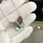 [LUXE JEWELRY]LARGE BUTTERFLY SILVER PENDANT DIAMOND NECKLACE