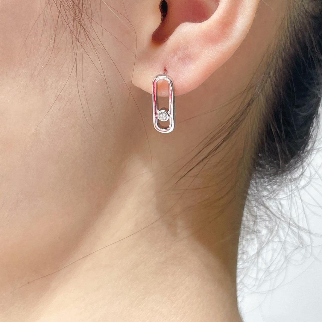 [Luxe Jewellery] MOVE UNO SMALL 1 DIAMOND EARRINGS