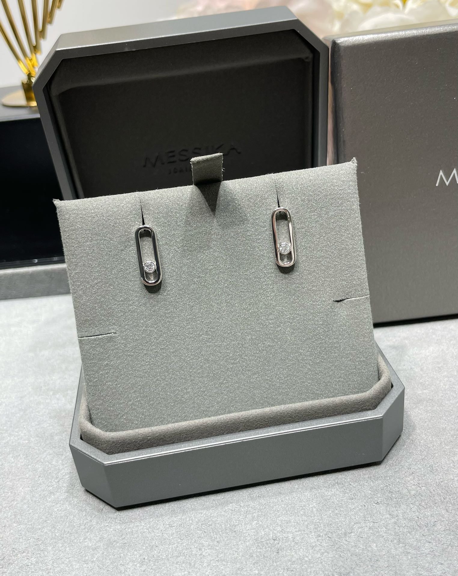 [Luxe Jewellery] MOVE UNO SMALL 1 DIAMOND EARRINGS