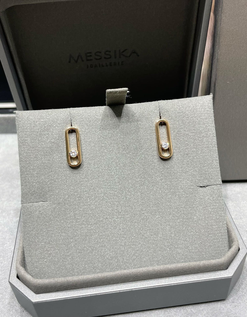 [Luxe Jewellery] MOVE UNO SMALL 1 DIAMOND EARRINGS