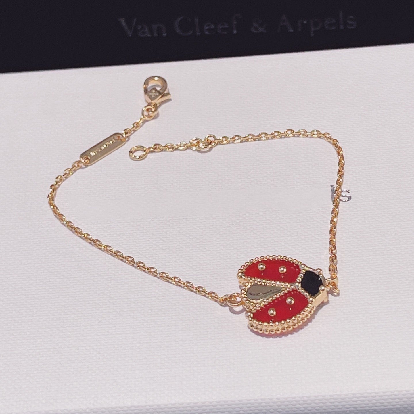 [LUXE JEWELRY]LUCKY SPRING 1 MOTIF PINK GOLD BRACELET