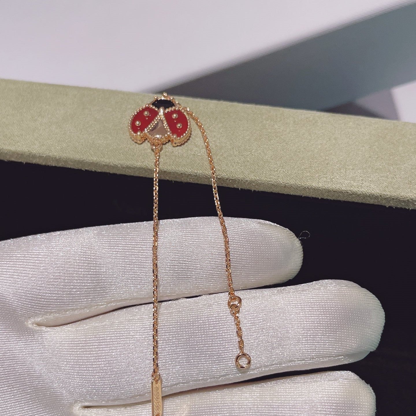 [LUXE JEWELRY]LUCKY SPRING 1 MOTIF PINK GOLD BRACELET