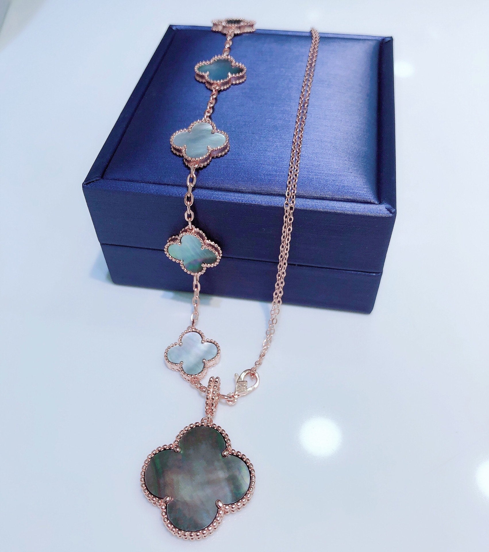 [LUXE JEWELRY]COMBINED BRACELET 5 MOTIFS AND NECKLACE DARK MOP ROSE GOLD